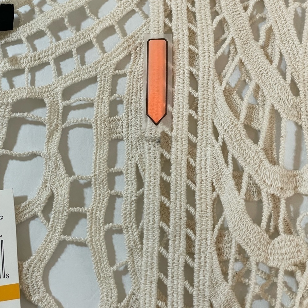 Cupio NWT Women's Boho Sleeveless Open Front Crochet Vest Fringed Hem S/M - Picture 7 of 10
